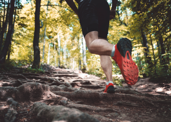 Domina Correr en Pendientes y Montañas como un Pro