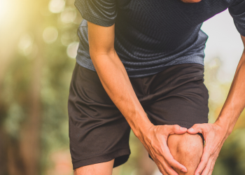 Dolor de rodilla después de correr: causas y soluciones