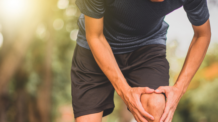 Dolor de rodilla después de correr: causas y soluciones
