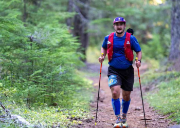 Los mejores bastones para trail running: cuándo usarlos y cómo elegirlos