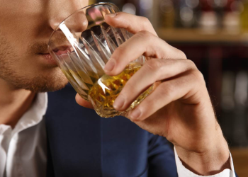 Alcohol cáncer de colon: Riesgo real en México