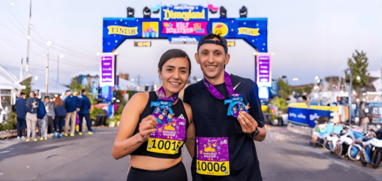 Disneyland Half Marathon 2026: Triunfo Mexicano