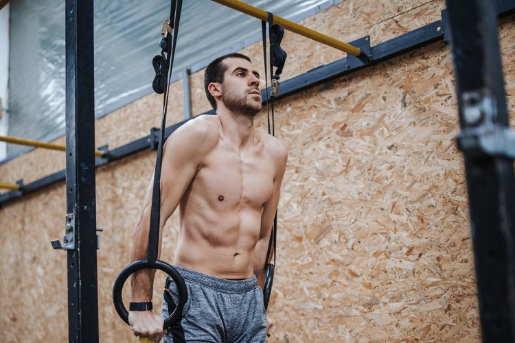 Bodyweight Training: Rutina con Anillas de Josh Hash