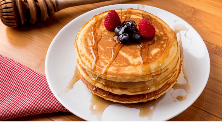 Hotcakes light sin harina ni azúcar: Receta fácil