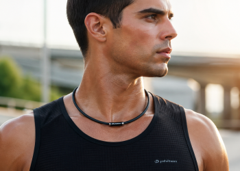 Collar de titanio de phiten: Beneficios de uso para deportistas