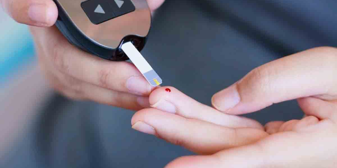 Azúcar alta en la sangre: señales y riesgos clave